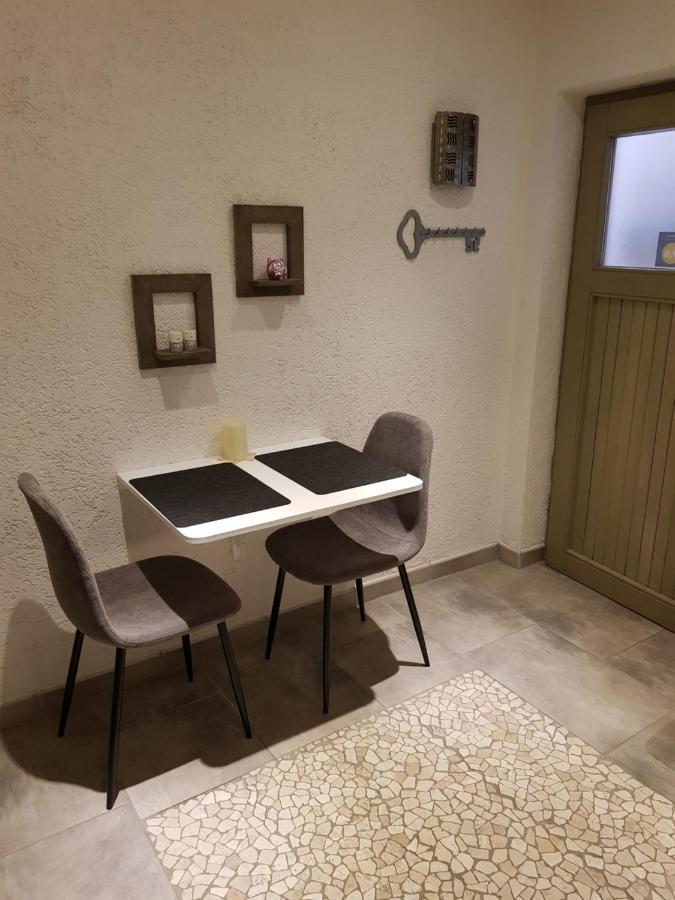 Gaeste Apartement Casa Luber Thalmassing  Экстерьер фото