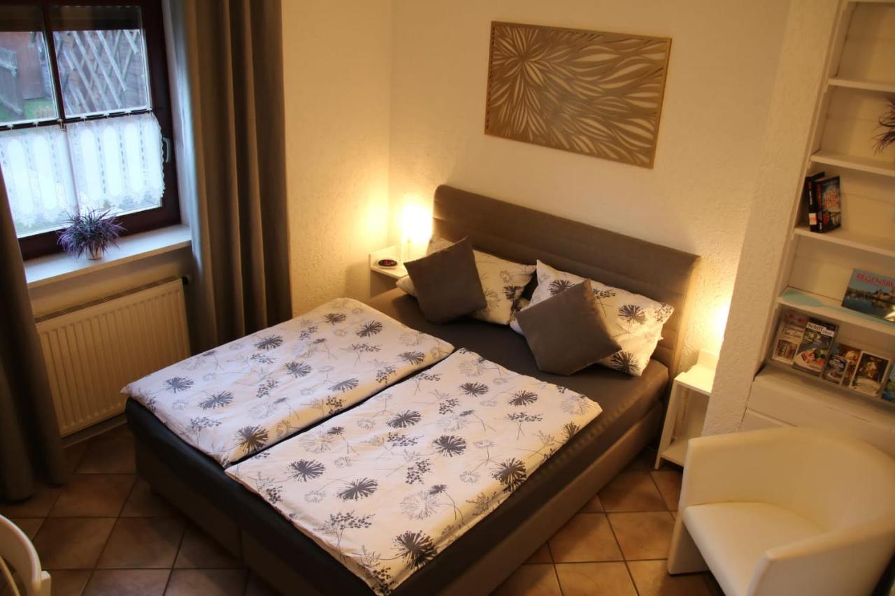 Gaeste Apartement Casa Luber Thalmassing  Экстерьер фото
